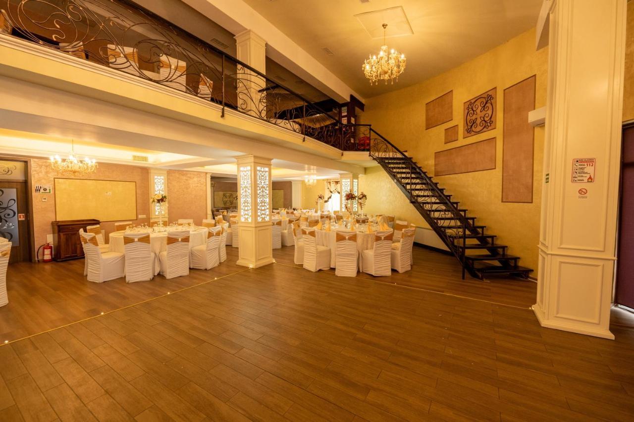 Hotel Coral Valea Lupului  Экстерьер фото