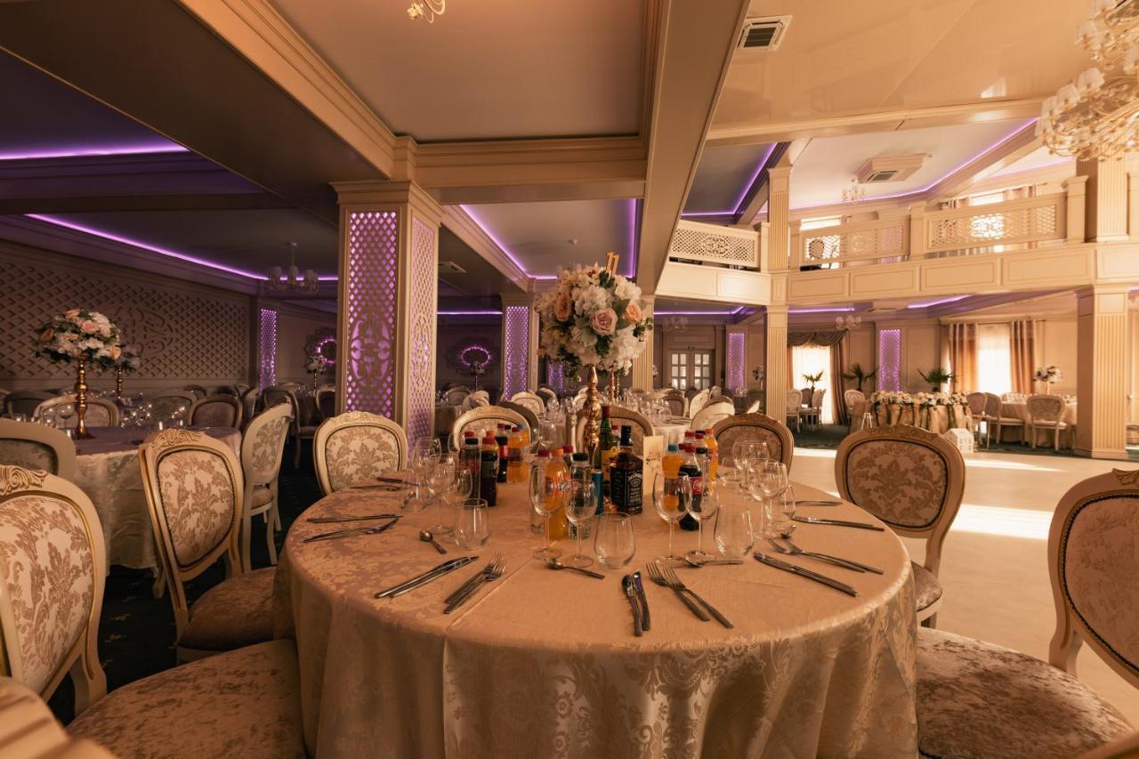 Hotel Coral Valea Lupului  Экстерьер фото