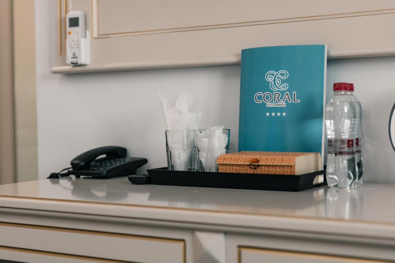 Hotel Coral Valea Lupului  Экстерьер фото