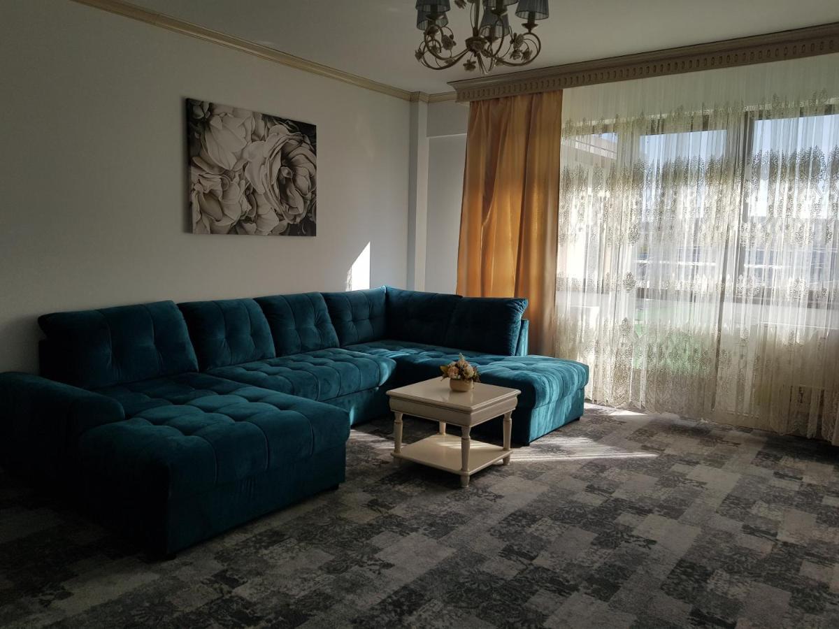 Hotel Coral Valea Lupului  Экстерьер фото