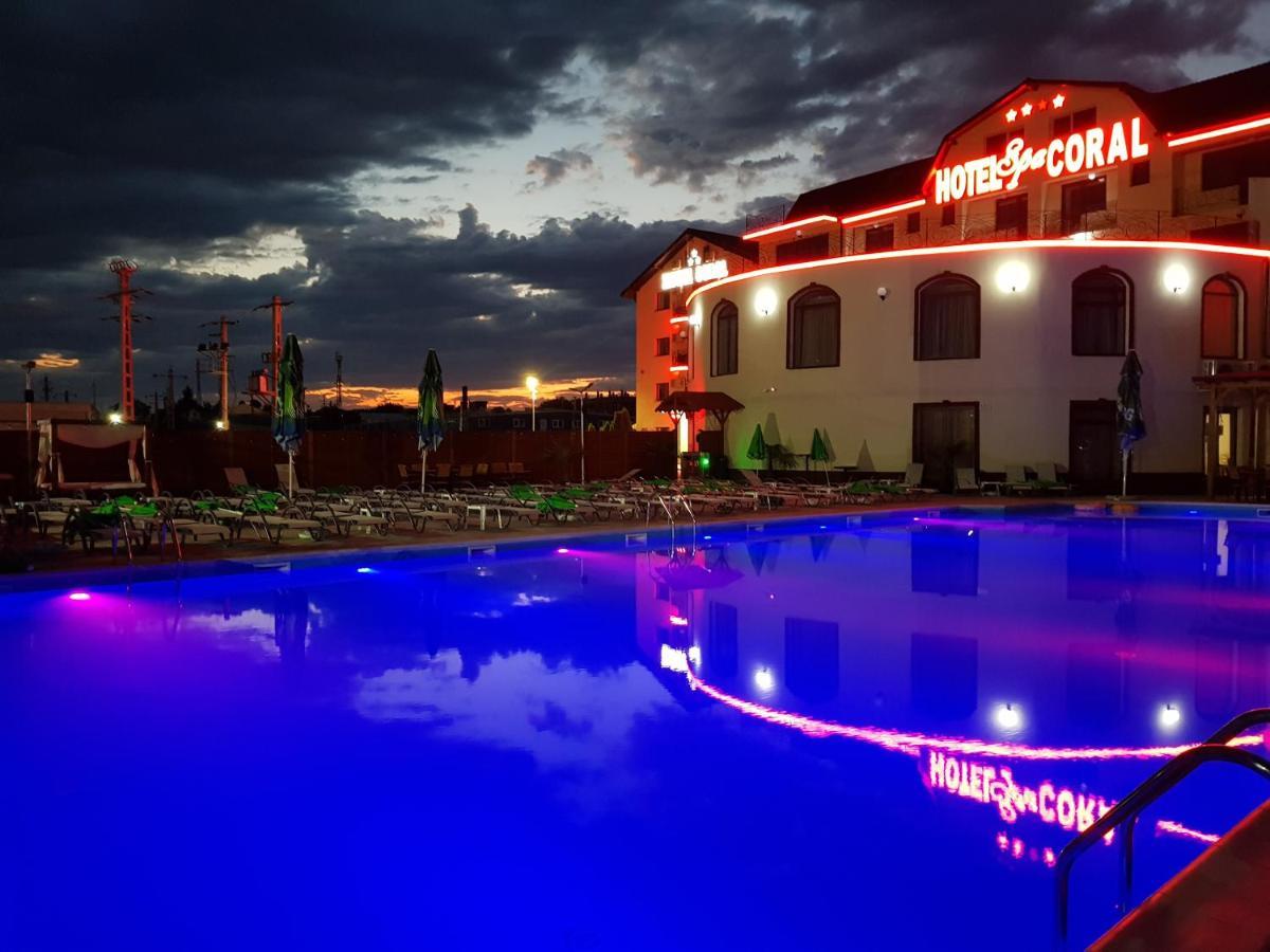 Hotel Coral Valea Lupului  Экстерьер фото